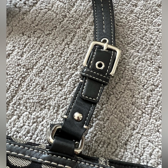 Coach Signature Black Jacquard Bundle - Picture 12 of 16